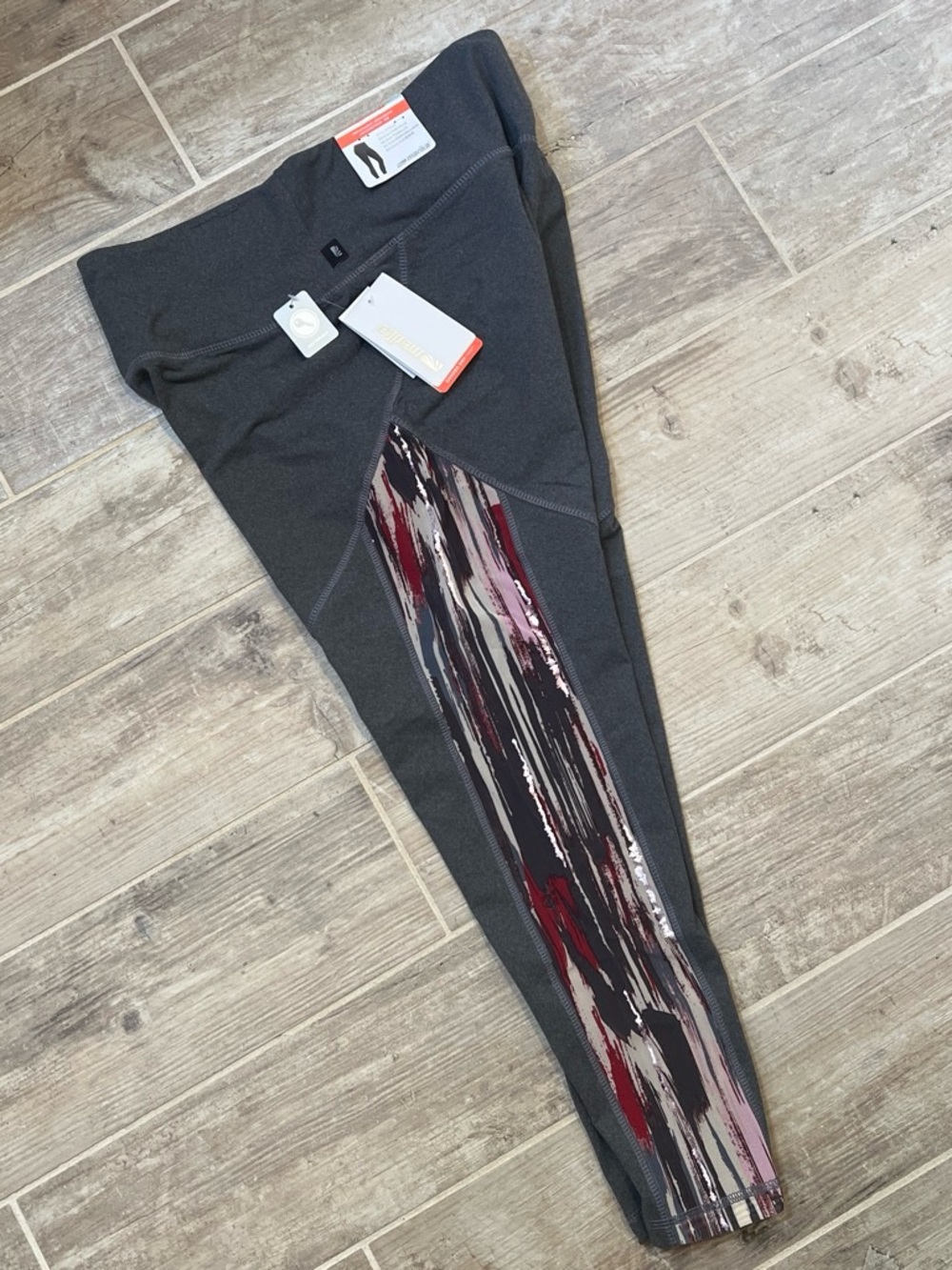 NWT Marika Gray Leggings with Abstract Maroon Side Panel size XL